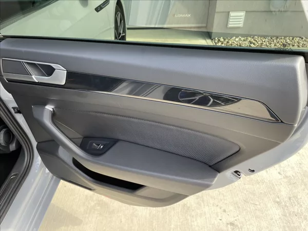 Volkswagen Arteon R 2.0TSI 235KW 4X4 DSG - foto 35