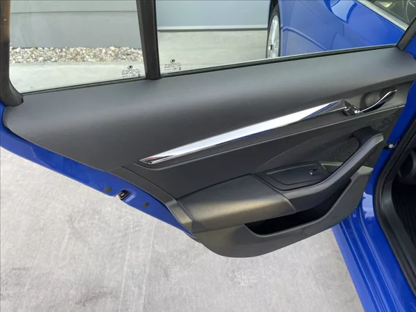 Škoda Octavia 2,0 TDI 110KW DSG STYLE ČR. - foto 21