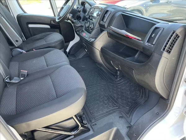 Citroën Jumper 2,2 HDI 88KW L1H1 ČR.1.MAJ. - foto 14