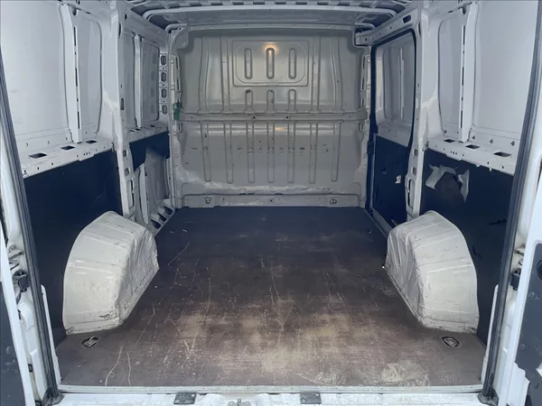 Citroën Jumper 2,2 HDI 88KW L1H1 ČR.1.MAJ. - foto 16