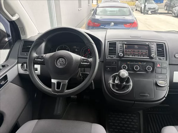 Volkswagen Multivan 2,0 103 kw servis TOP stav - foto 12