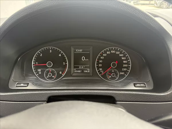 Volkswagen Multivan 2,0 103 kw servis TOP stav - foto 13