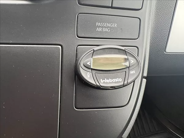 Volkswagen Multivan 2,0 103 kw servis TOP stav - foto 15