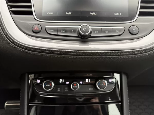 Opel Grandland X 1,2 96KW AT8 Č.R.1.majitel - foto 13