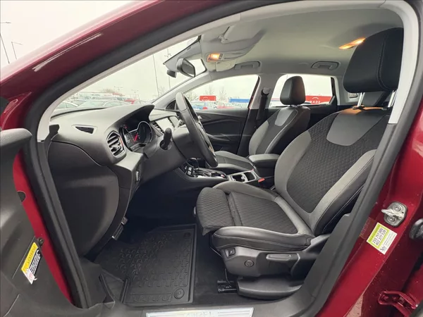 Opel Grandland X 1,2 96KW AT8 Č.R.1.majitel - foto 15