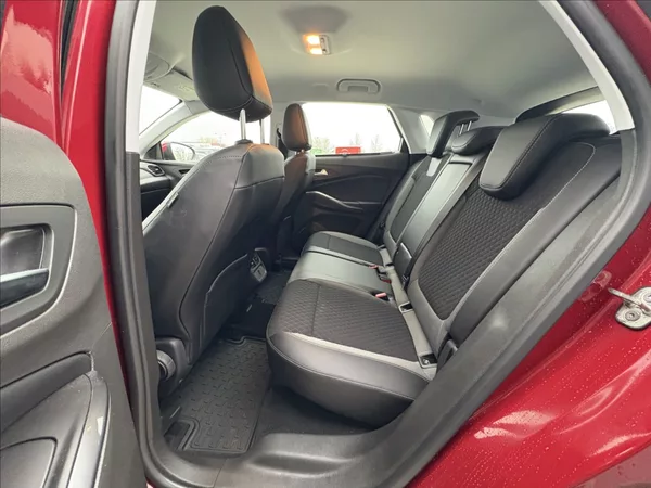 Opel Grandland X 1,2 96KW AT8 Č.R.1.majitel - foto 18
