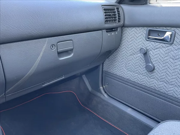 Mazda 626 2,0 D 44KW TOP ORIG. STAV - foto 18