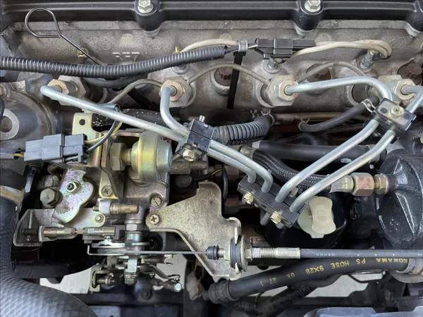 Mazda 626 2,0 D 44KW TOP ORIG. STAV - foto 36