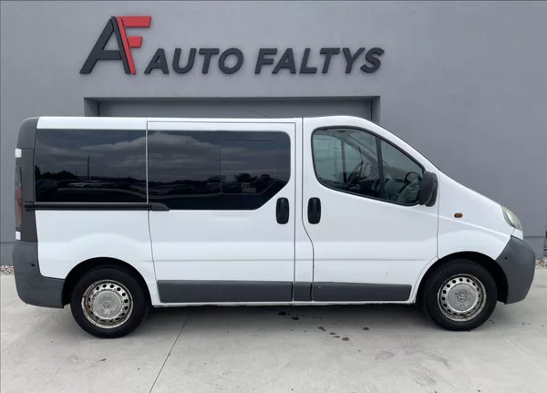 Opel Vivaro 1,9 DCi 74KW 9.MÍST - foto 2