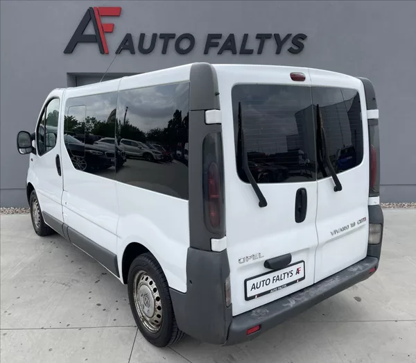 Opel Vivaro 1,9 DCi 74KW 9.MÍST - foto 5