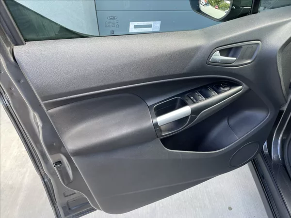 Ford Tourneo 1,5 TDCi 88KW 7.MÍST,ČR. - foto 16
