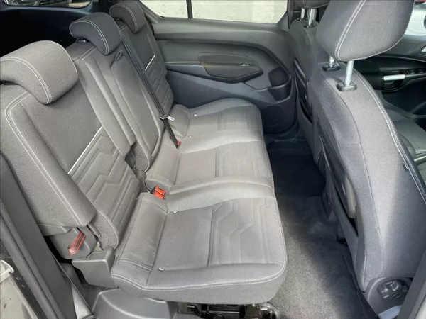 Ford Tourneo 1,5 TDCi 88KW 7.MÍST,ČR. - foto 21