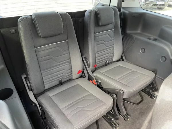 Ford Tourneo 1,5 TDCi 88KW 7.MÍST,ČR. - foto 22