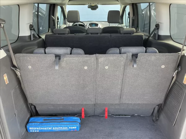 Ford Tourneo 1,5 TDCi 88KW 7.MÍST,ČR. - foto 23