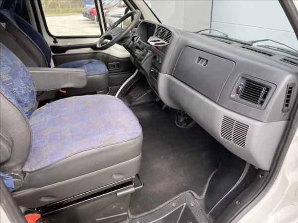 Peugeot 2,8 HDI 93KW - foto 15