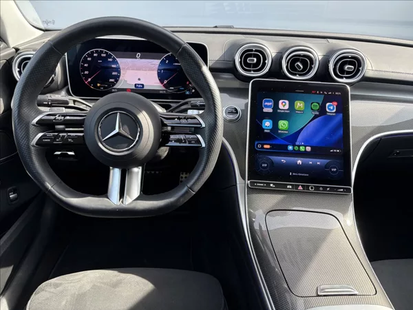 Mercedes-Benz Třídy C 2,0 220d 145 KW AMG 4 MATIC CZ - foto 8