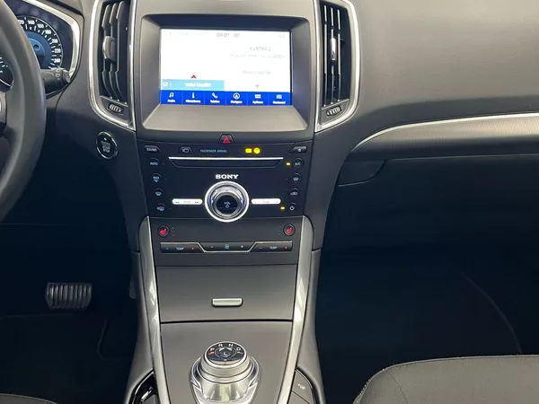 Ford Galaxy 2.5 HEV TITANIUM 7 míst - foto 18