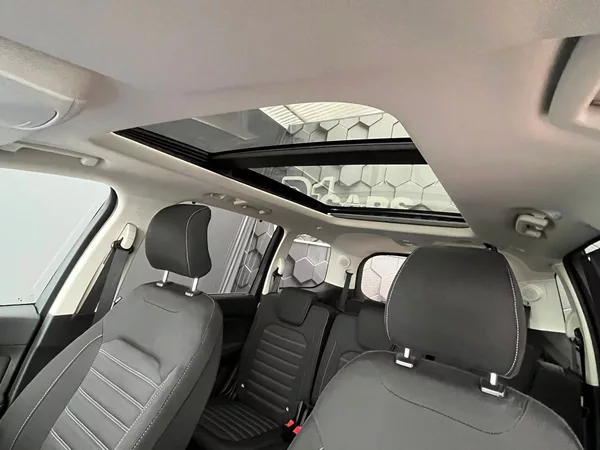 Ford Galaxy 2.5 HEV TITANIUM 7 míst - foto 35