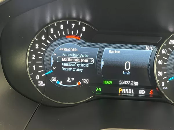 Ford Galaxy 2.5 HEV TITANIUM 7 míst - foto 54