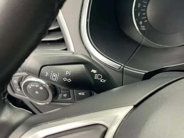 Ford Galaxy 2.5 HEV TITANIUM 7 míst - foto 17