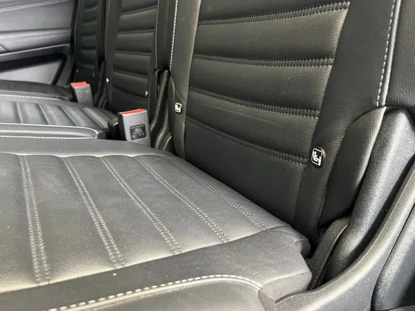 Ford Galaxy 2.5 HEV TITANIUM 7 míst - foto 30