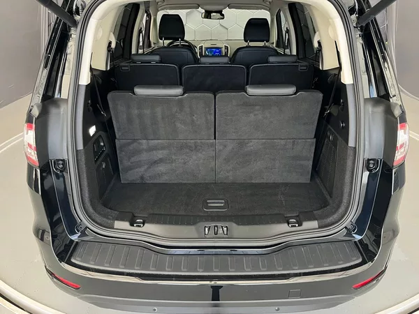 Ford Galaxy 2.5 HEV TITANIUM 7 míst - foto 33