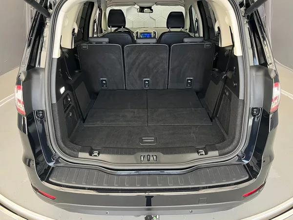 Ford Galaxy 2.5 HEV TITANIUM 7 míst - foto 34