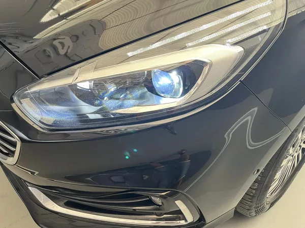 Ford Galaxy 2.5 HEV TITANIUM 7 míst - foto 41