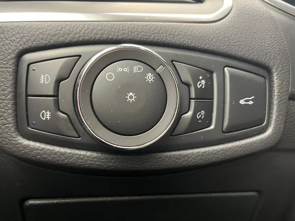 Ford Galaxy 2,5 HEV Titanium 7míst - foto 18