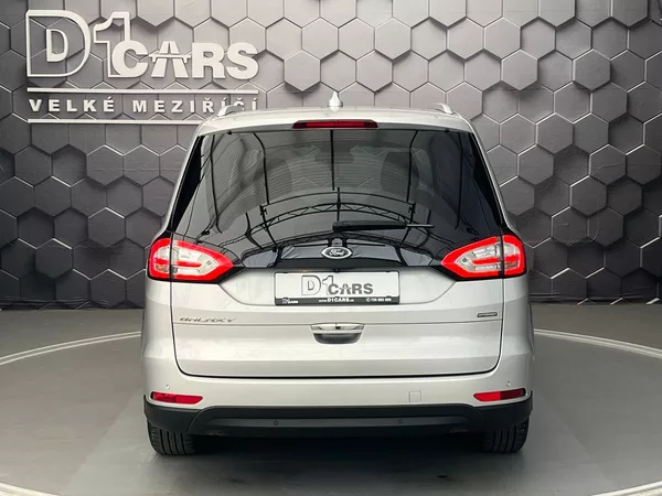 Ford Galaxy 2,5 HEV Titanium 7míst - foto 3