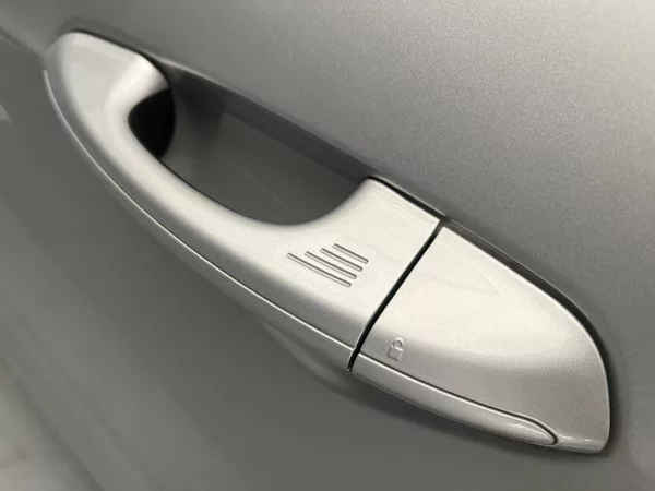 Ford Galaxy 2,5 HEV Titanium 7míst - foto 30