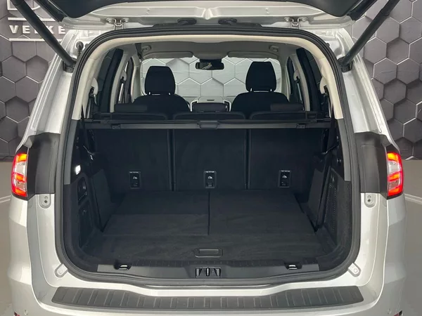 Ford Galaxy 2,5 HEV Titanium 7míst - foto 39