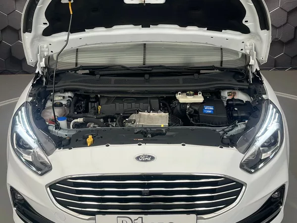 Ford S-MAX 2.0 EB Titanium LED manuál - foto 38