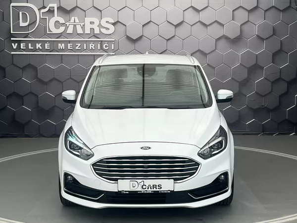 Ford S-MAX 2.0 EB Titanium LED manuál - foto 7