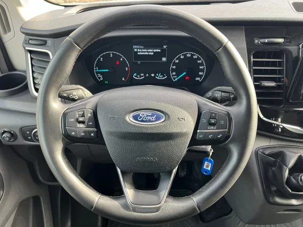Ford Transit 2.0 TDCi 350 L3 FWD - foto 13