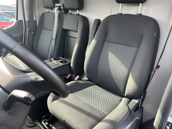 Ford Transit 2.0 TDCi 350 L3 FWD - foto 39