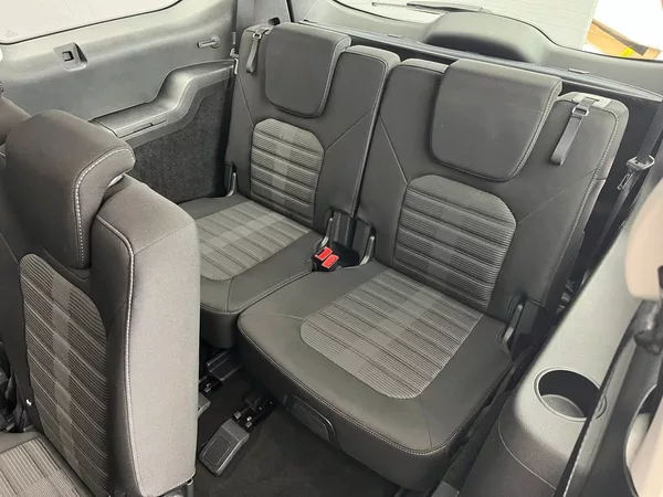 Ford Galaxy 2.0 EB, 140 kW, 7 míst, Cebia - foto 27