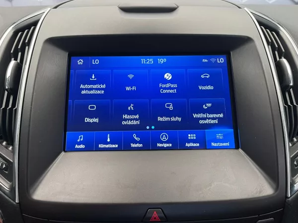 Ford Galaxy 2.0 EB Titanium 140 kW LED - foto 22