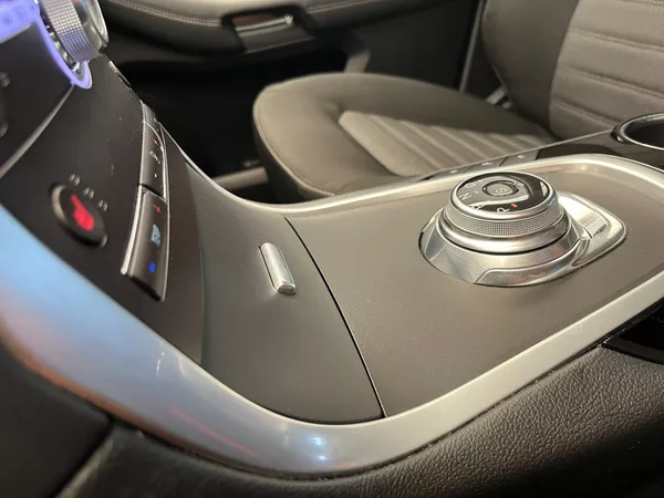 Ford Galaxy 2.0 EB Titanium 140 kW LED - foto 24