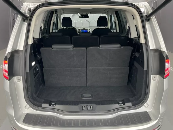 Ford Galaxy 2.0 EB Titanium 140 kW LED - foto 33