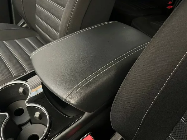 Ford Galaxy 2.5 HEV Titanium 7míst - foto 26