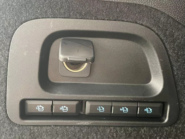 Ford Galaxy 2.5 HEV Titanium 7míst - foto 36