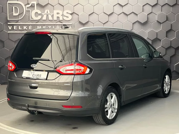 Ford Galaxy 2.5 HEV Titanium 7míst - foto 4