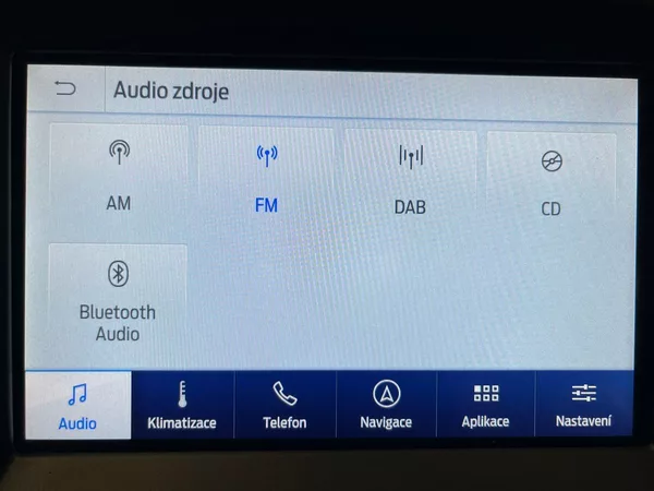 Ford Galaxy 2.5 HEV Titanium 7míst - foto 51