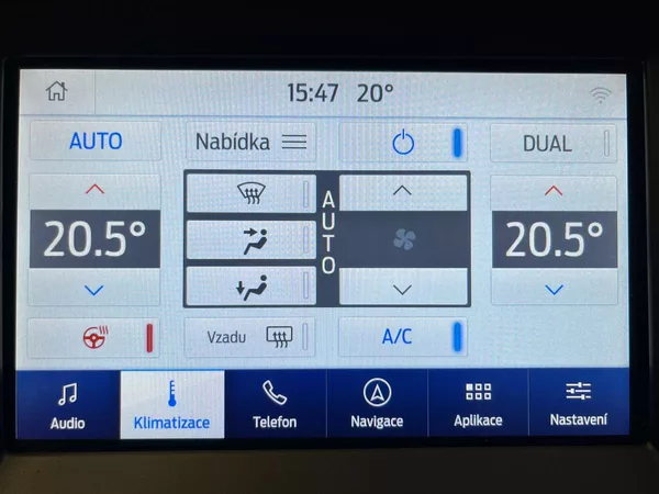 Ford Galaxy 2.5 HEV Titanium 7míst - foto 52