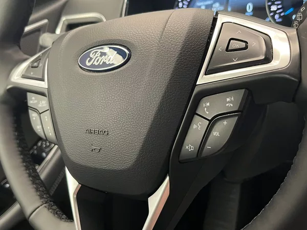 Ford S-MAX 2,5 HEV Titanium 7míst - foto 11
