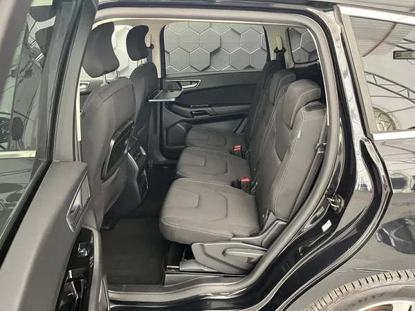 Ford S-MAX 2,5 HEV Titanium 7míst - foto 20