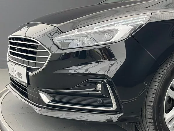 Ford S-MAX 2,5 HEV Titanium 7míst - foto 33