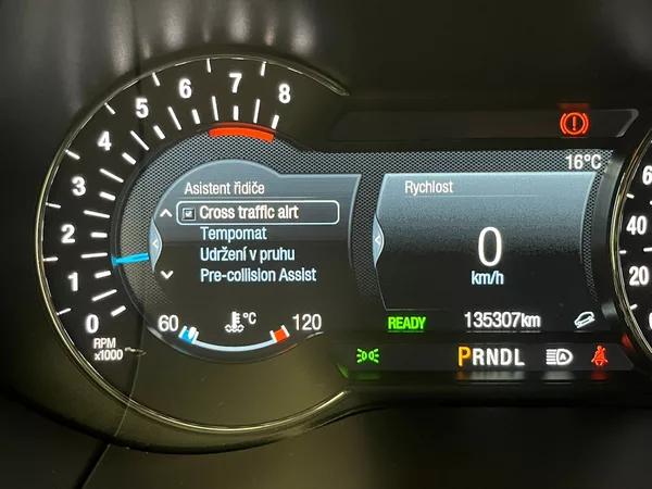 Ford S-MAX 2,5 HEV Titanium 7míst - foto 54