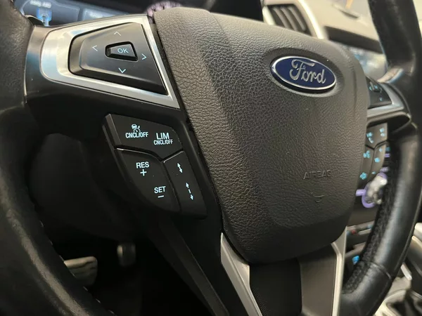 Ford Edge 2.0 TDCi AWD Sport ČR 1.majit. - foto 16